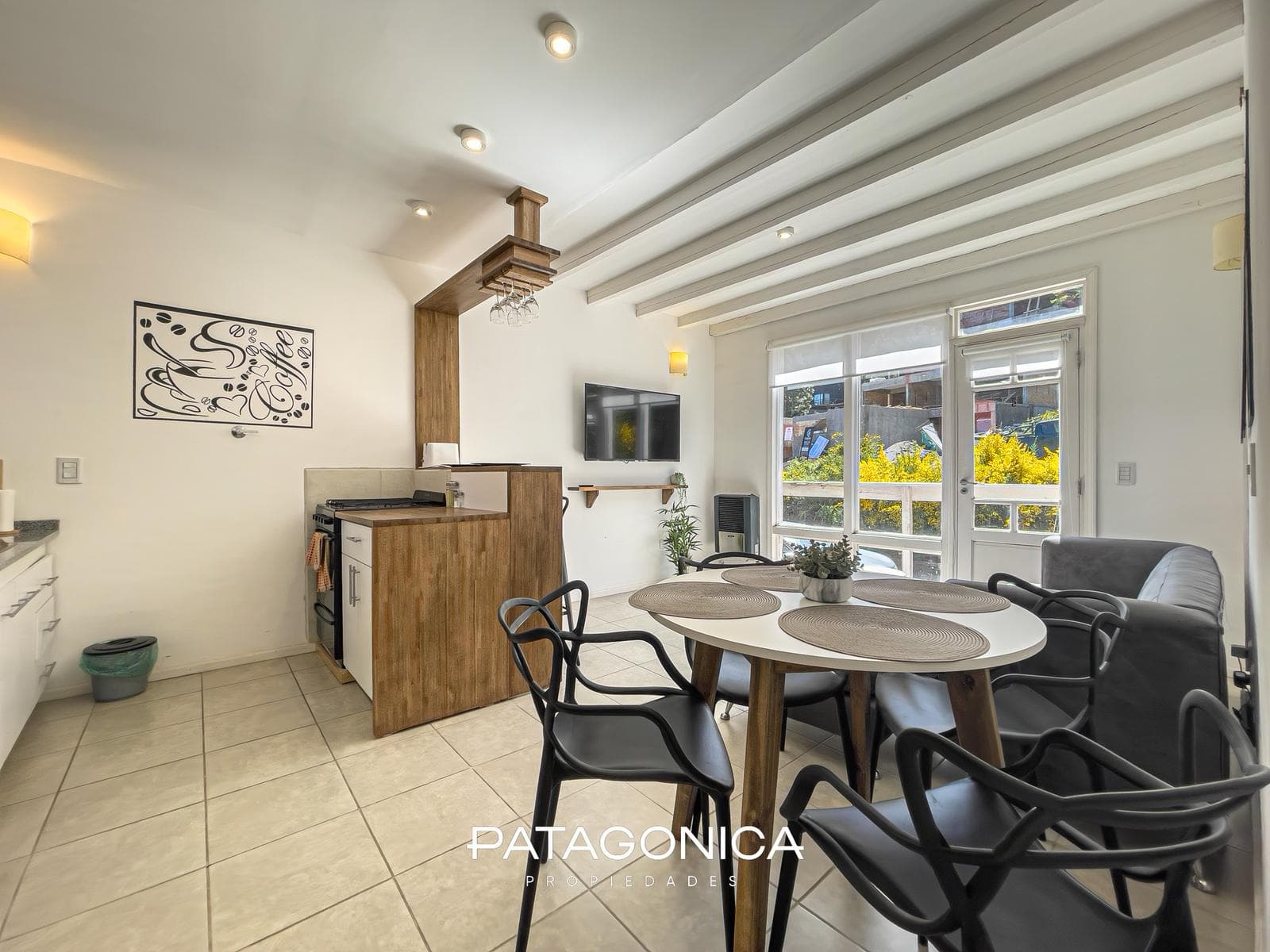 80 m² TRIPLEX FOR SALE, FULLY FURNISHED, DOWNTOWN, VILLA LA ANGOSTURA