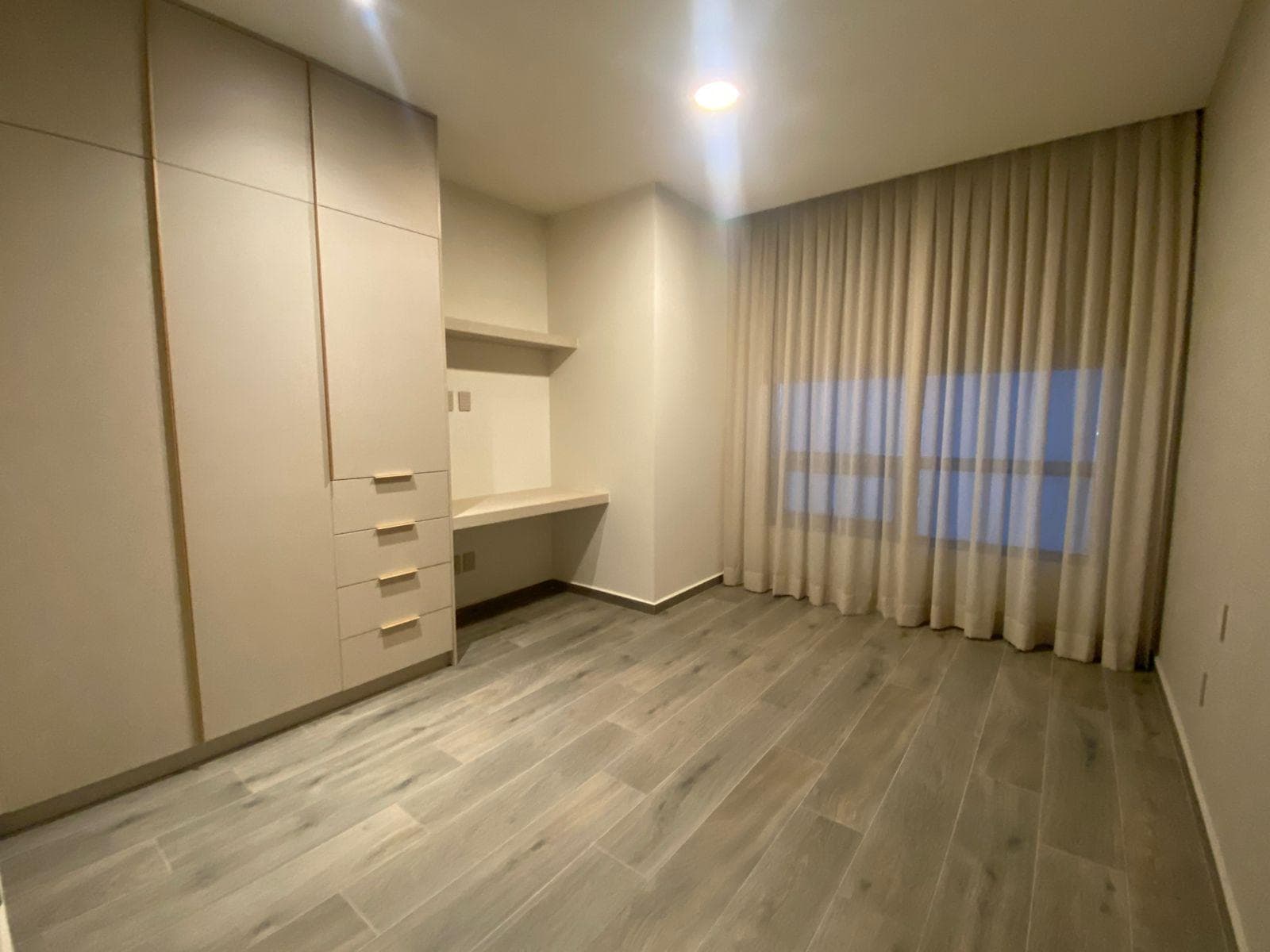 APARTMENT FOR RENT IN TORRE WEST