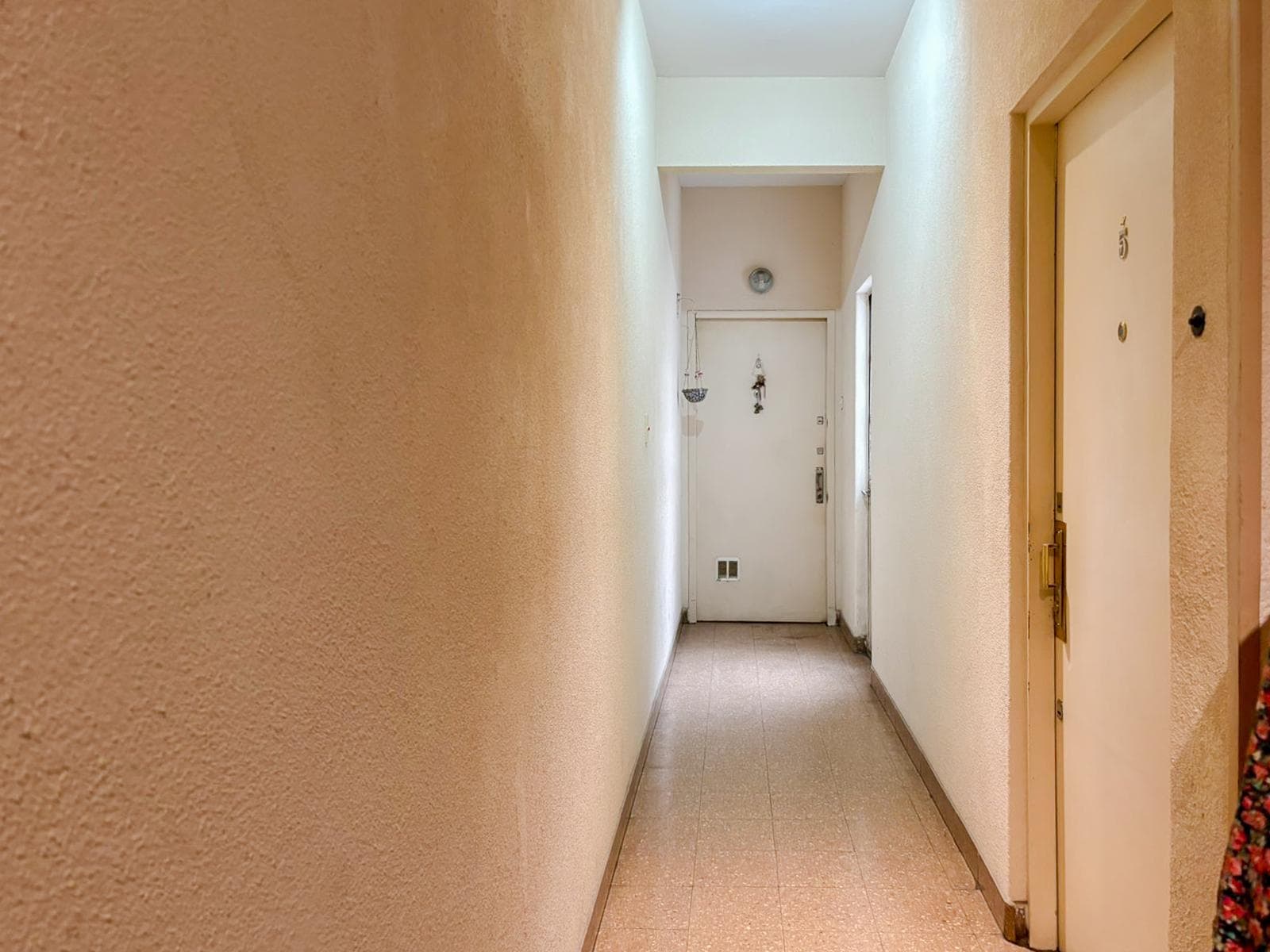 3-room apartment in Villa Urquiza - Low Maintenance Fees - Needs Renovation