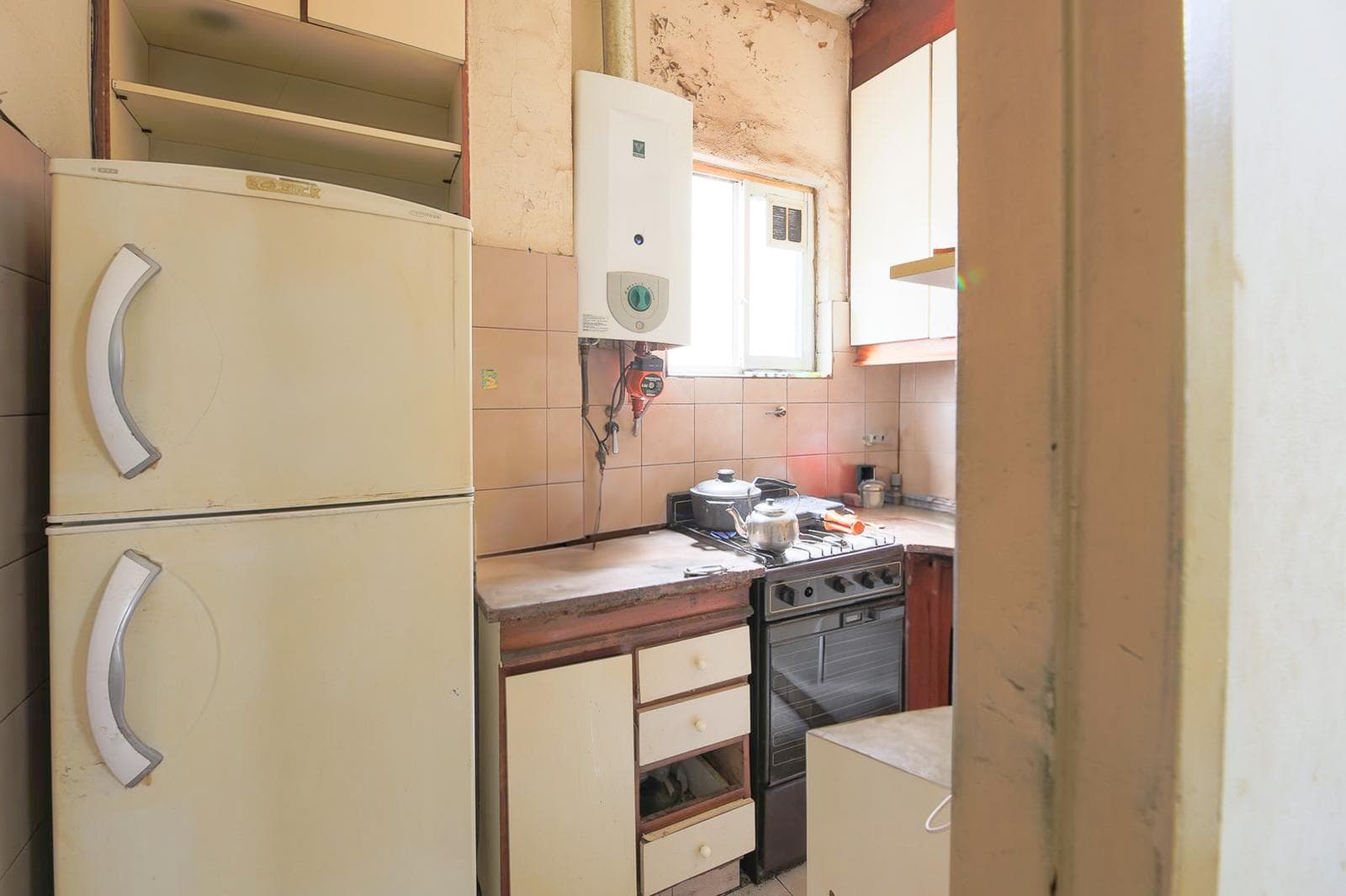 3-room apartment in Villa Urquiza - Low Maintenance Fees - Needs Renovation