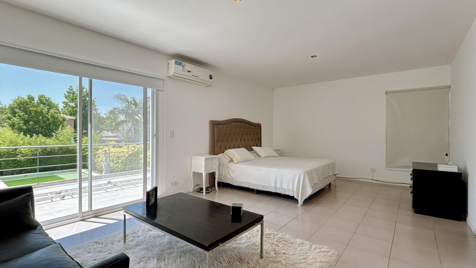 ANNUAL RENTAL: 3-Bedroom House on an Enclosed Lot in San Isidro Labrador