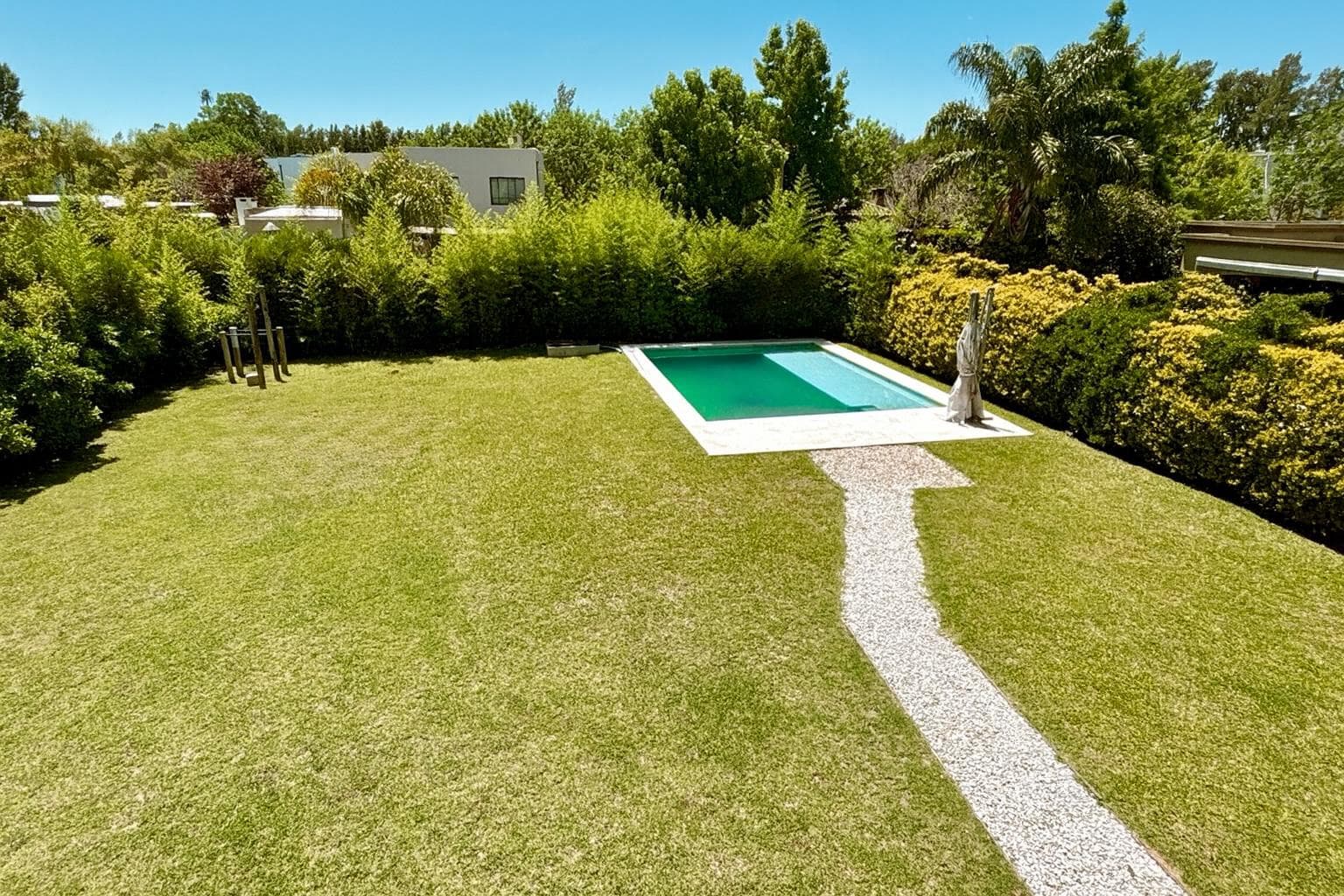 ANNUAL RENTAL: 3-Bedroom House on an Enclosed Lot in San Isidro Labrador