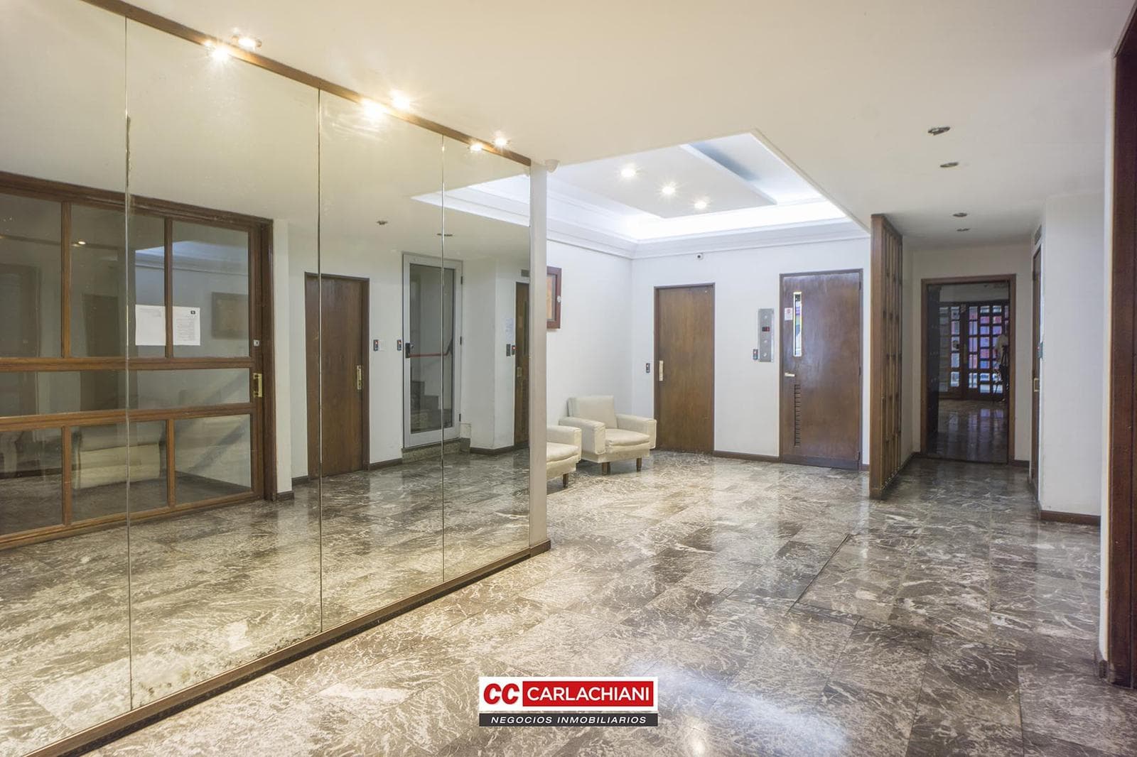 4-Bedroom Apartment for Sale with Garage - Rosario, Barrio Martin
