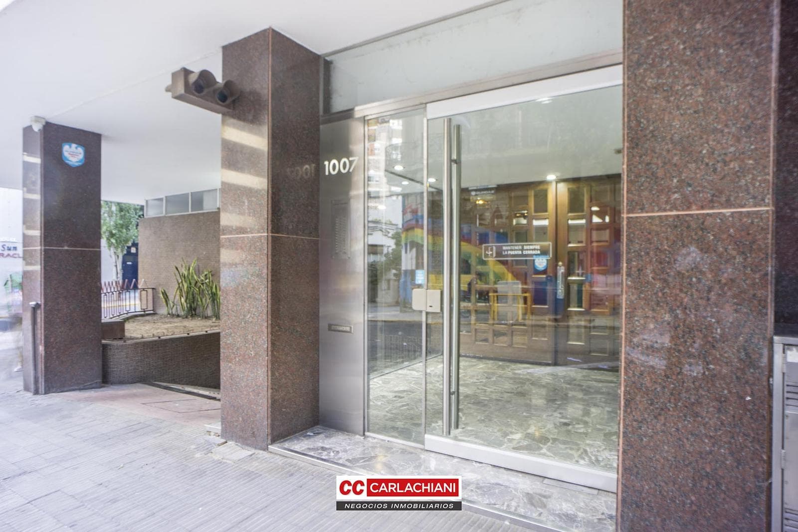 4-Bedroom Apartment for Sale with Garage - Rosario, Barrio Martin
