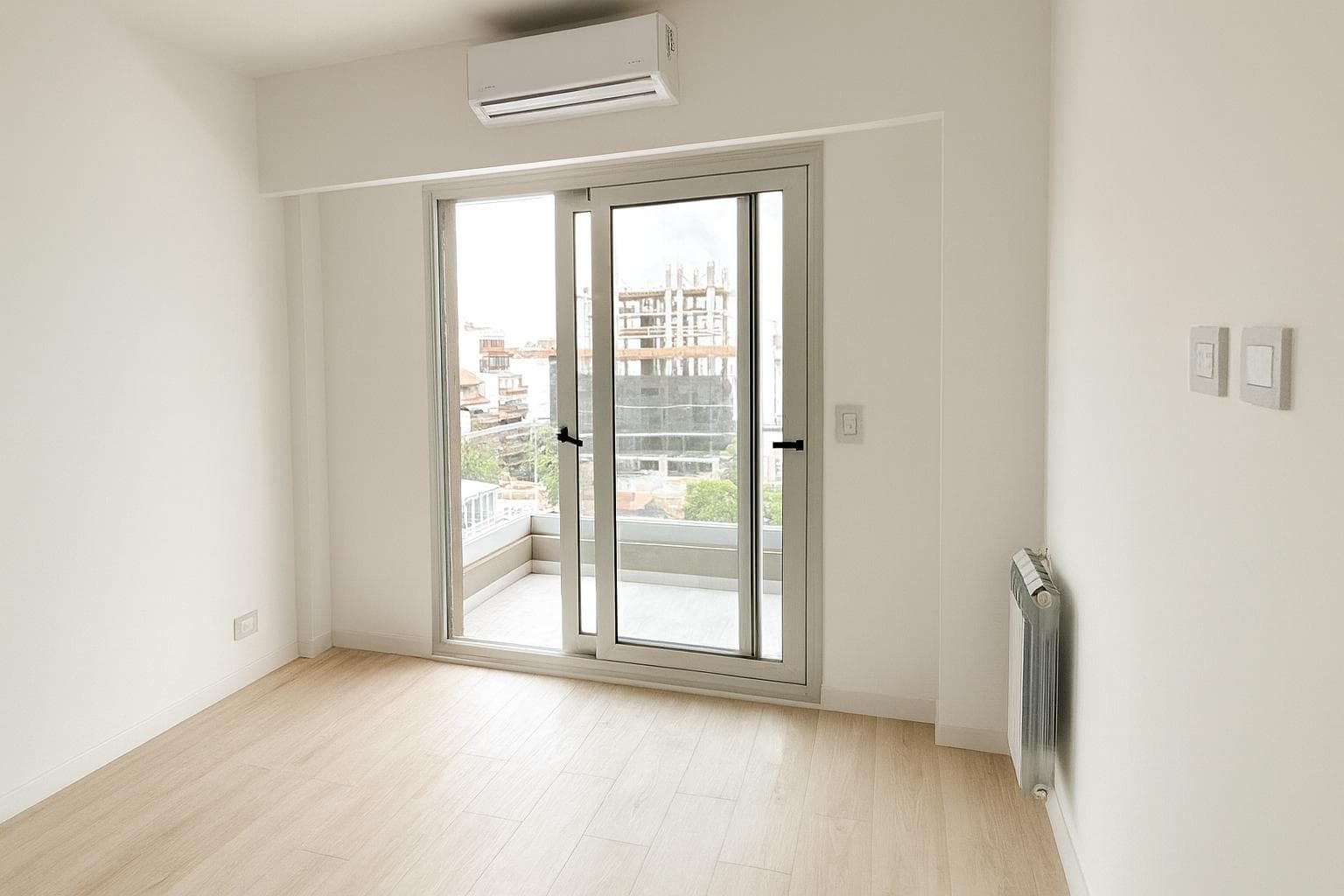 Brand-new 2-room apartment with amenities and low maintenance fees in Nuñez. High-end building.