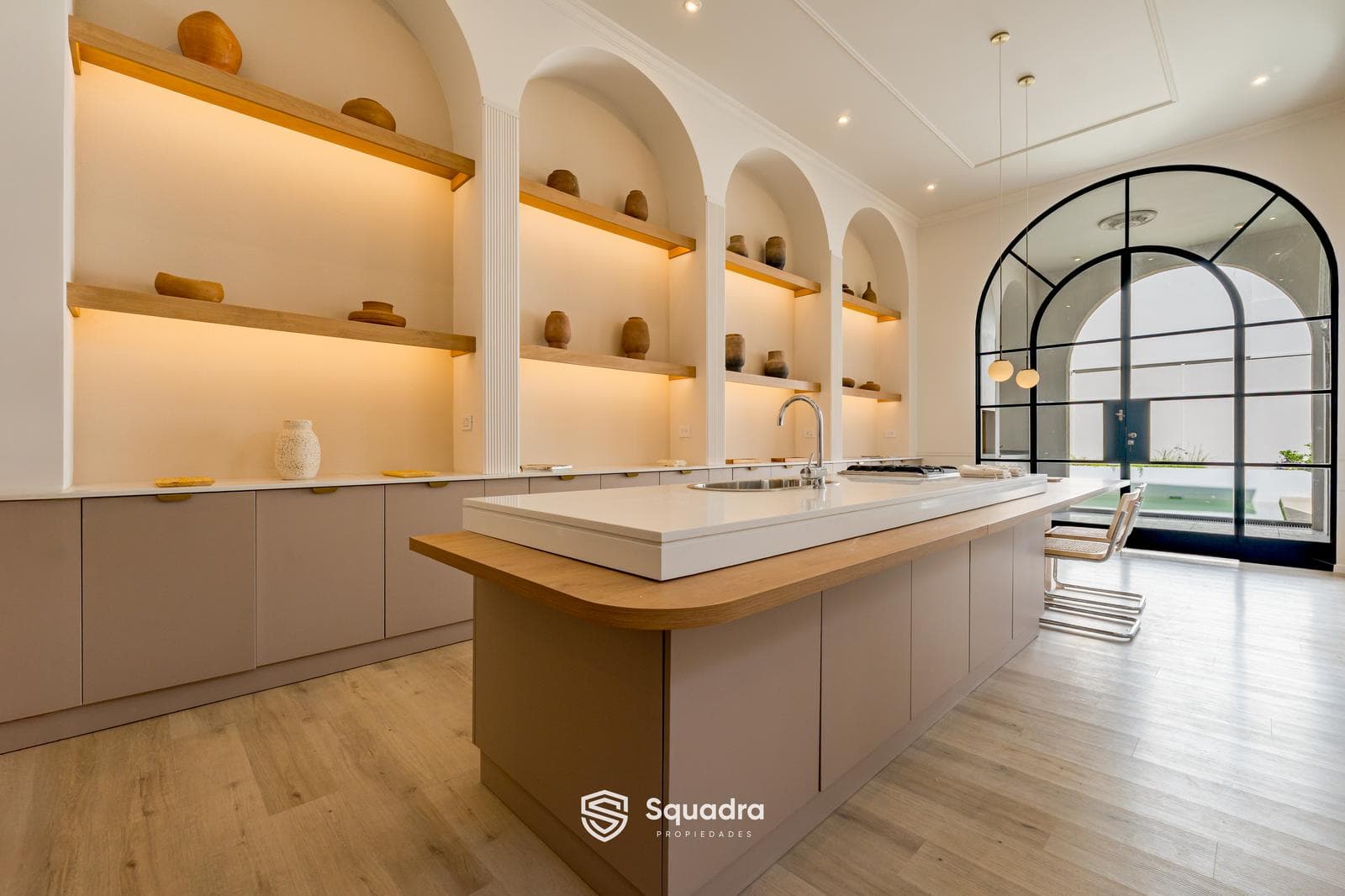 FOR SALE - 3-bedroom house - Abasto neighborhood, Rosario. QUALIFIES FOR A MORTGAGE.