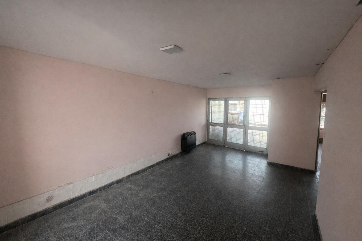 FOR SALE: RENOVATED HOUSE, 2 BEDROOMS, LAS DELICIAS