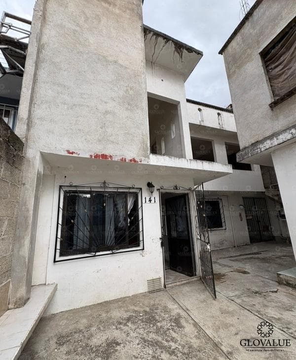 House for sale in Col. Revolución, $2,000,000. Spacious and ideal for investment