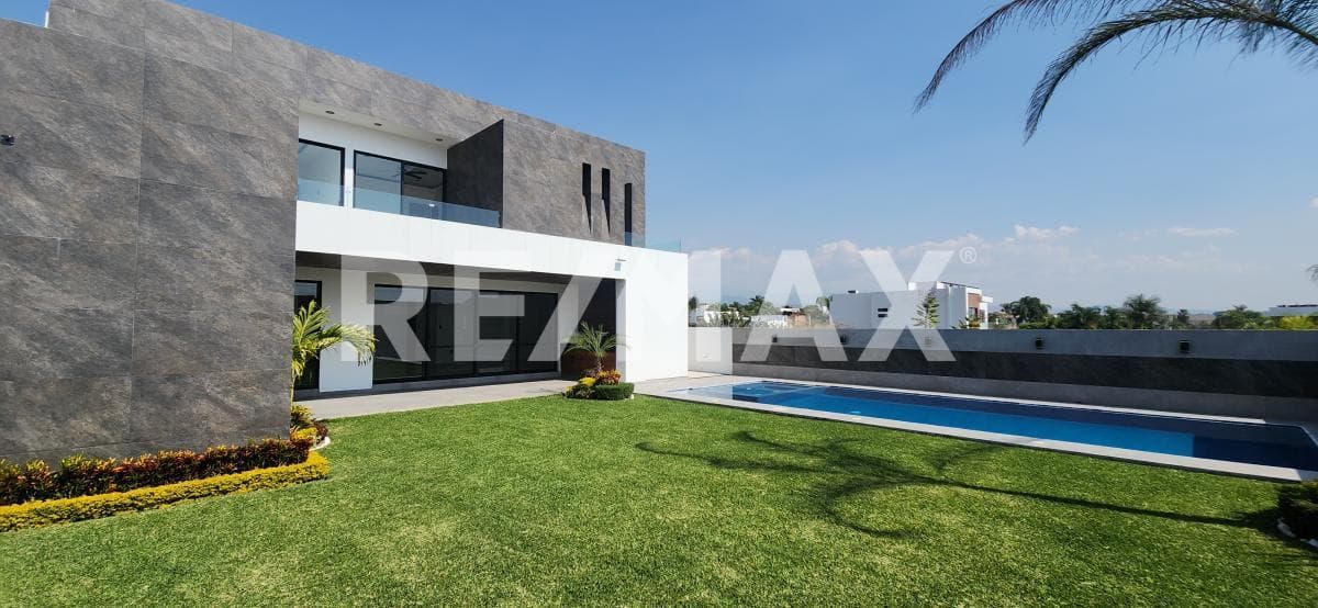 House for Sale in Morelos, Lomas de Cocoyoc