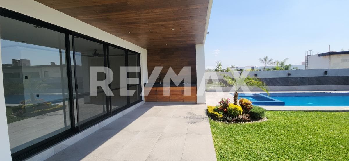 House for Sale in Morelos, Lomas de Cocoyoc