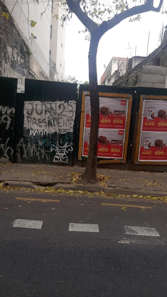 Lot at 1600 Carlos Calvo