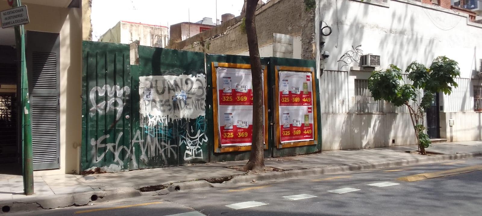 Lot at 1600 Carlos Calvo