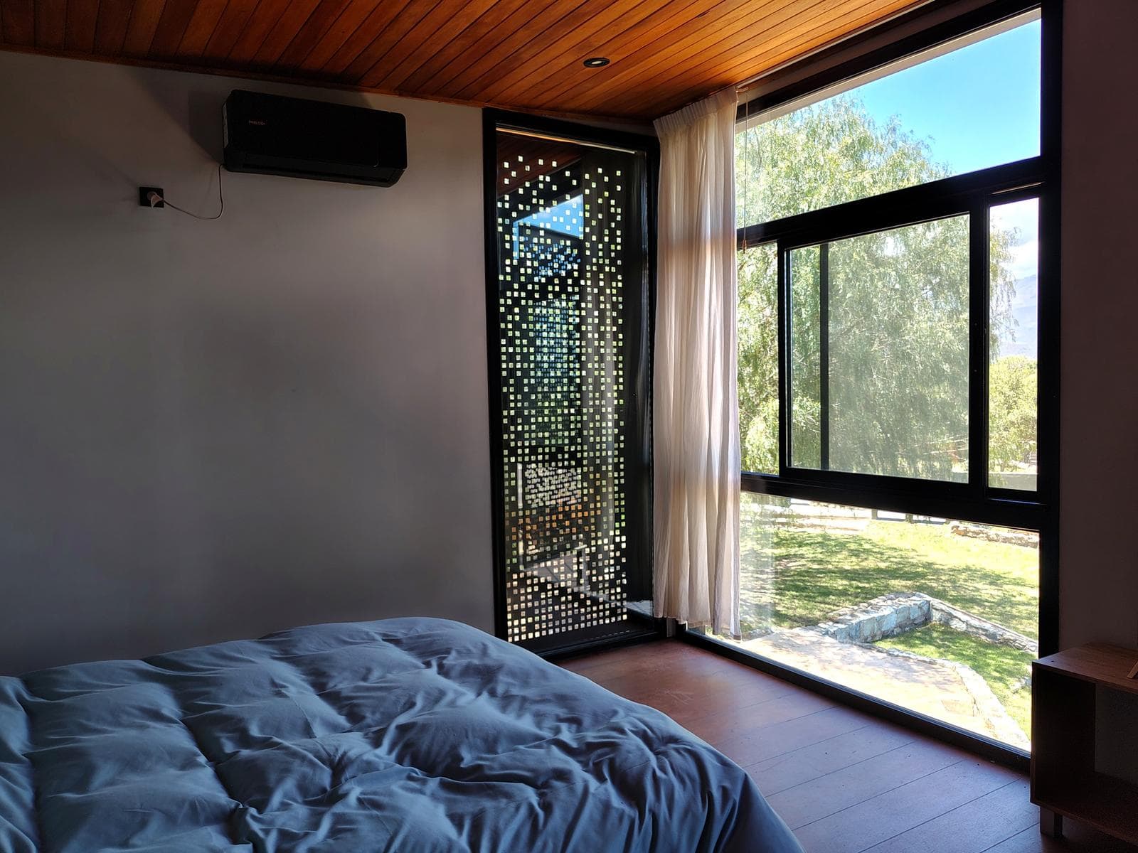 Modern House for Sale with Pool and Panoramic Views of the Mountains, Exclusive Setting | Villa de Las Rosas
