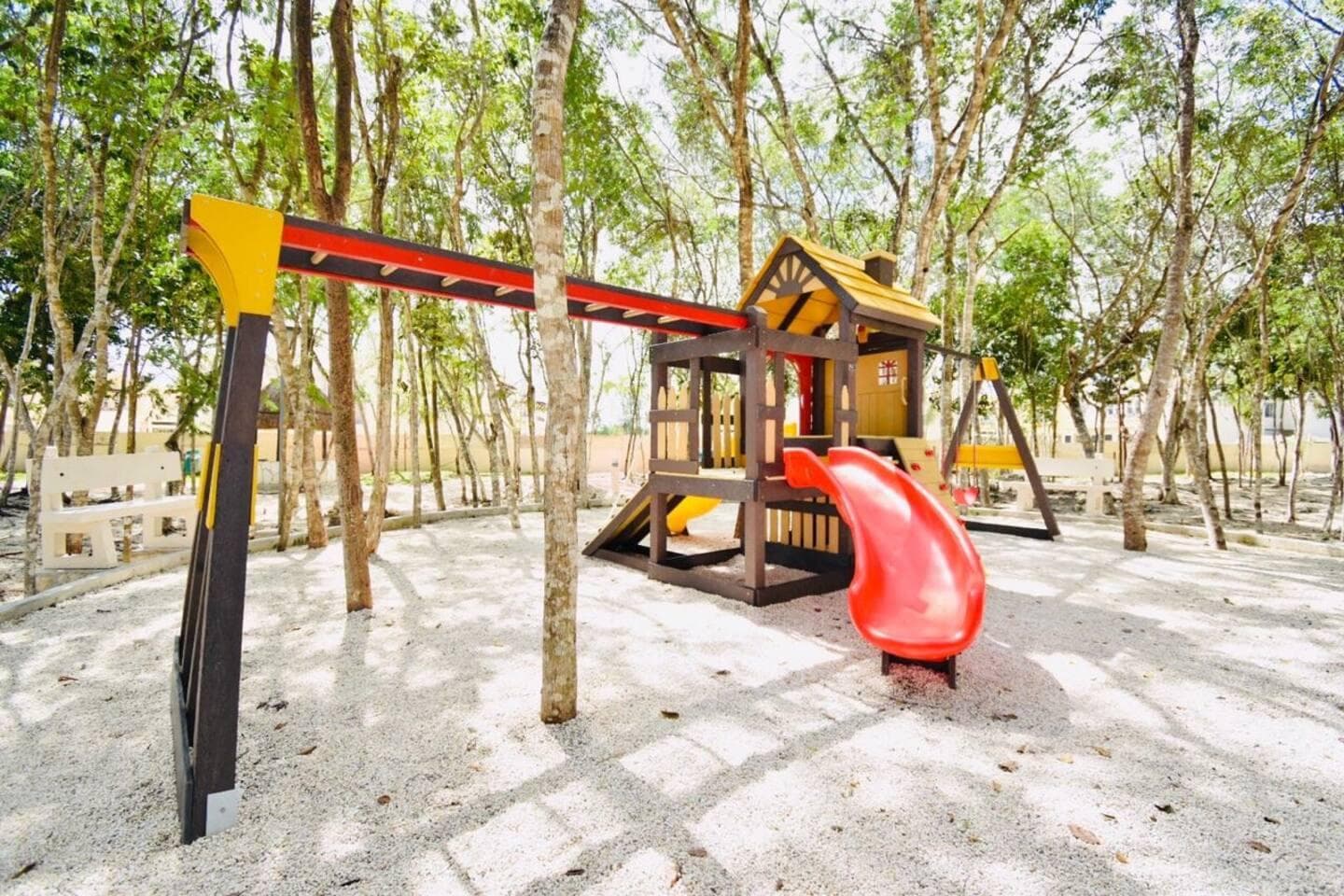 2-Bedroom Apartment for Rent in Real Amalfi | Playa del Carmen