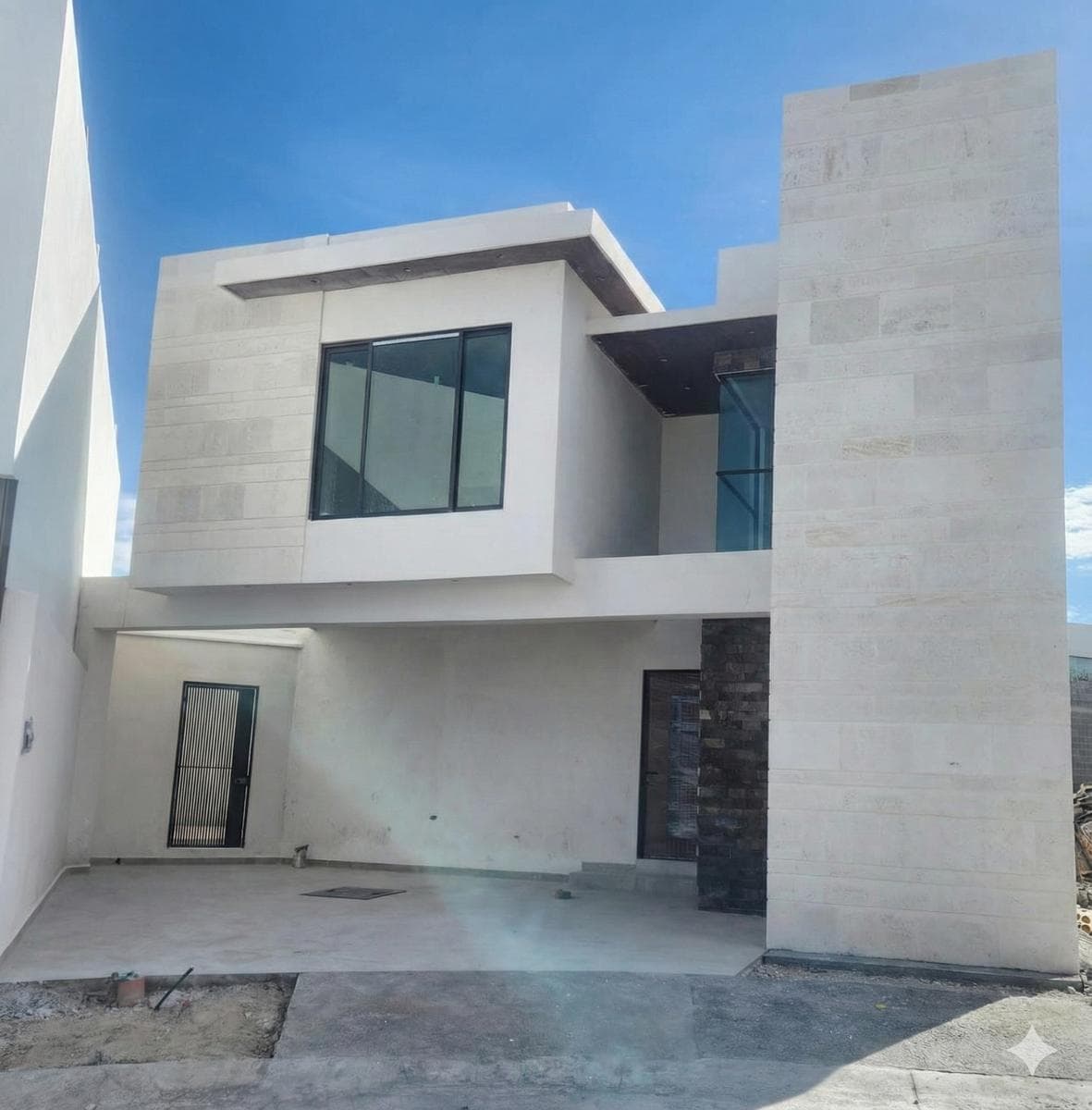 House in Monte Sabino Residencial