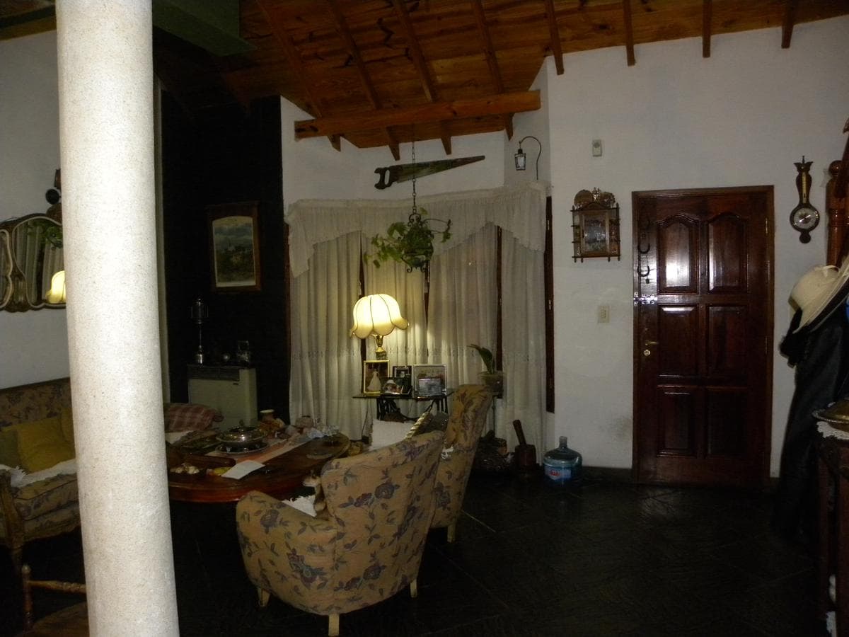 Excellent Villa in Ciudad Evita