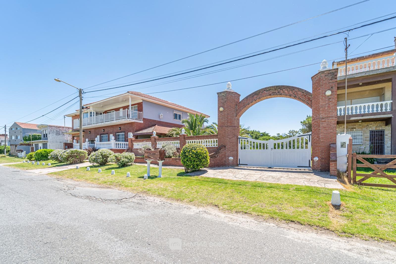 Venta - Complejo 3 departamentos - Amoblados - Zona Sur Mar del Plata