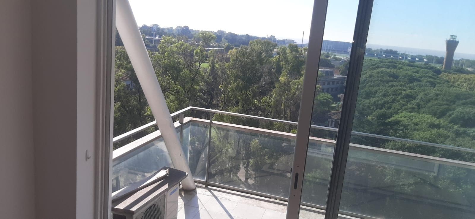 2-room apartment with a view of the river