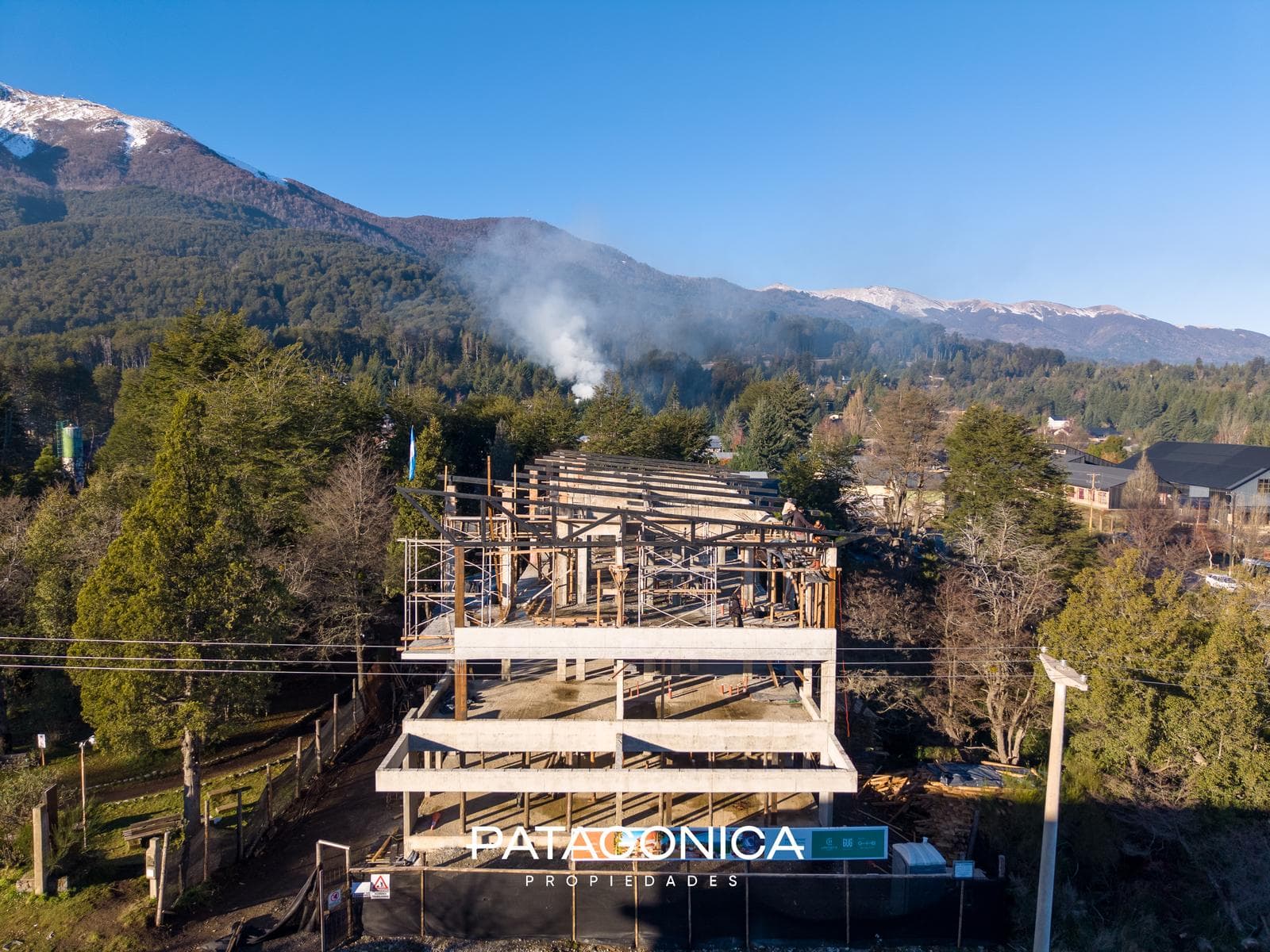 45 m² ground-floor apartment with mountain views. 50% down payment, 18 monthly payments