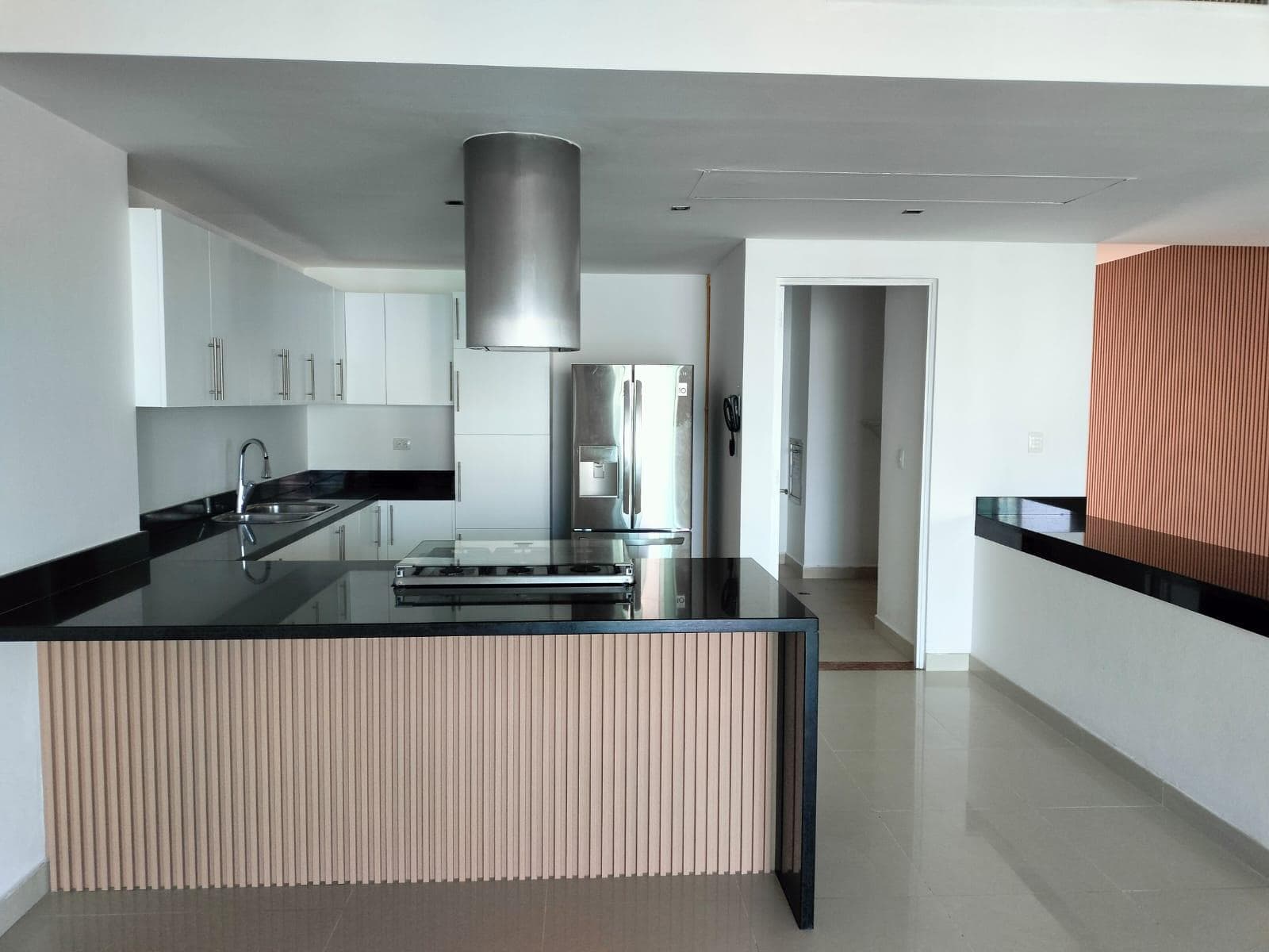Apartment for Sale/Rent, 3 Bedrooms with Panoramic Views in Maioris Puerto Cancún