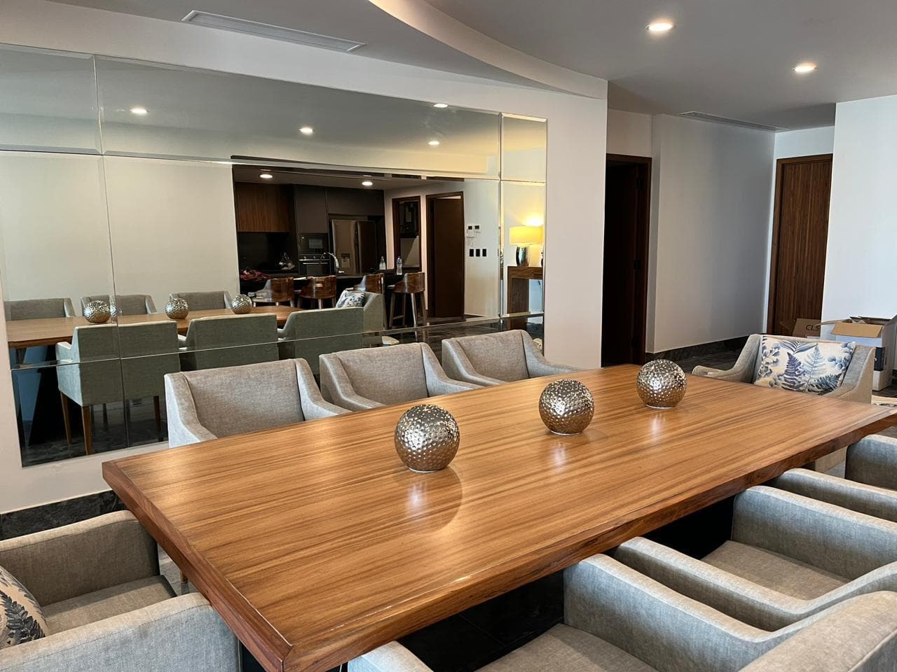 Apartment for Sale/Rent, 2 Bedrooms, FURNISHED, in SHARK Puerto Cancún