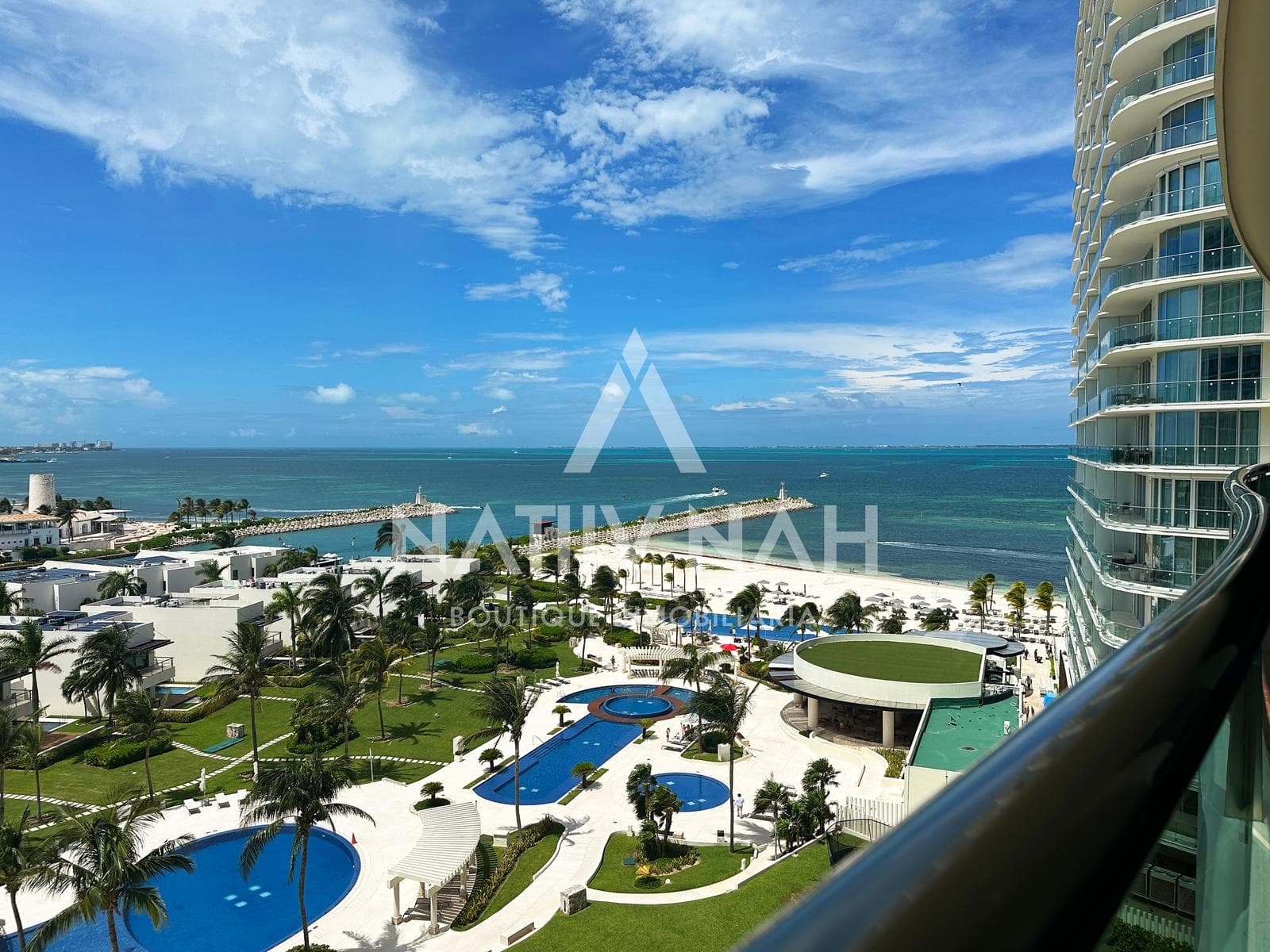 Beachfront Condo for Sale in Novo Cancún, Puerto Cancún, Cancún