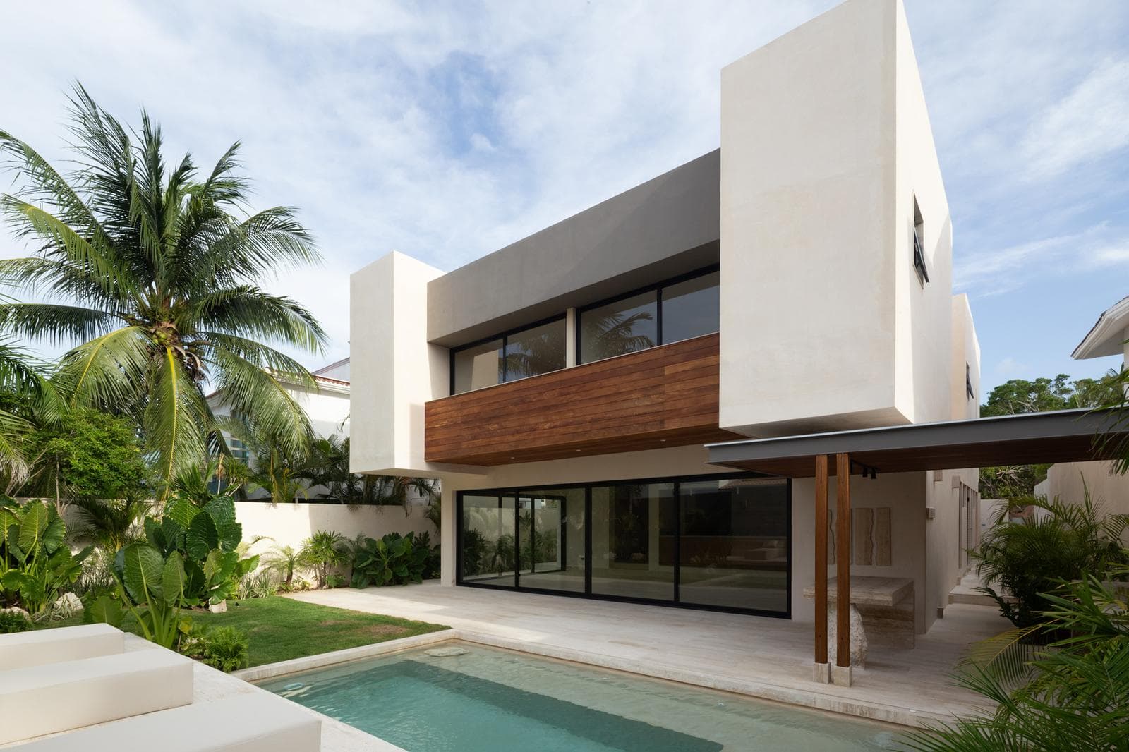 House for Sale, Brand-New, 4 Bedrooms, Lagos del Sol, Cancún.