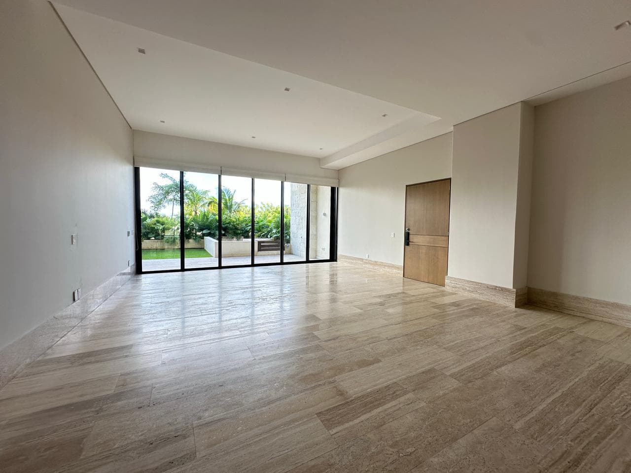 Garden House Apartment for Rent, 4 Bedrooms, Studio with TV, in La Vela, Puerto Cancún