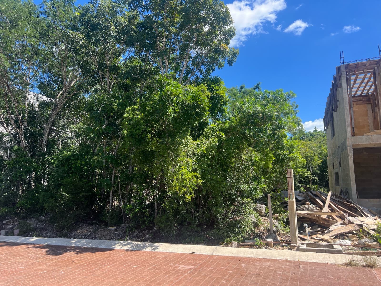 Land for Sale, 286 m2, Huayacan Avenue, Vía Cumbres, Cancún