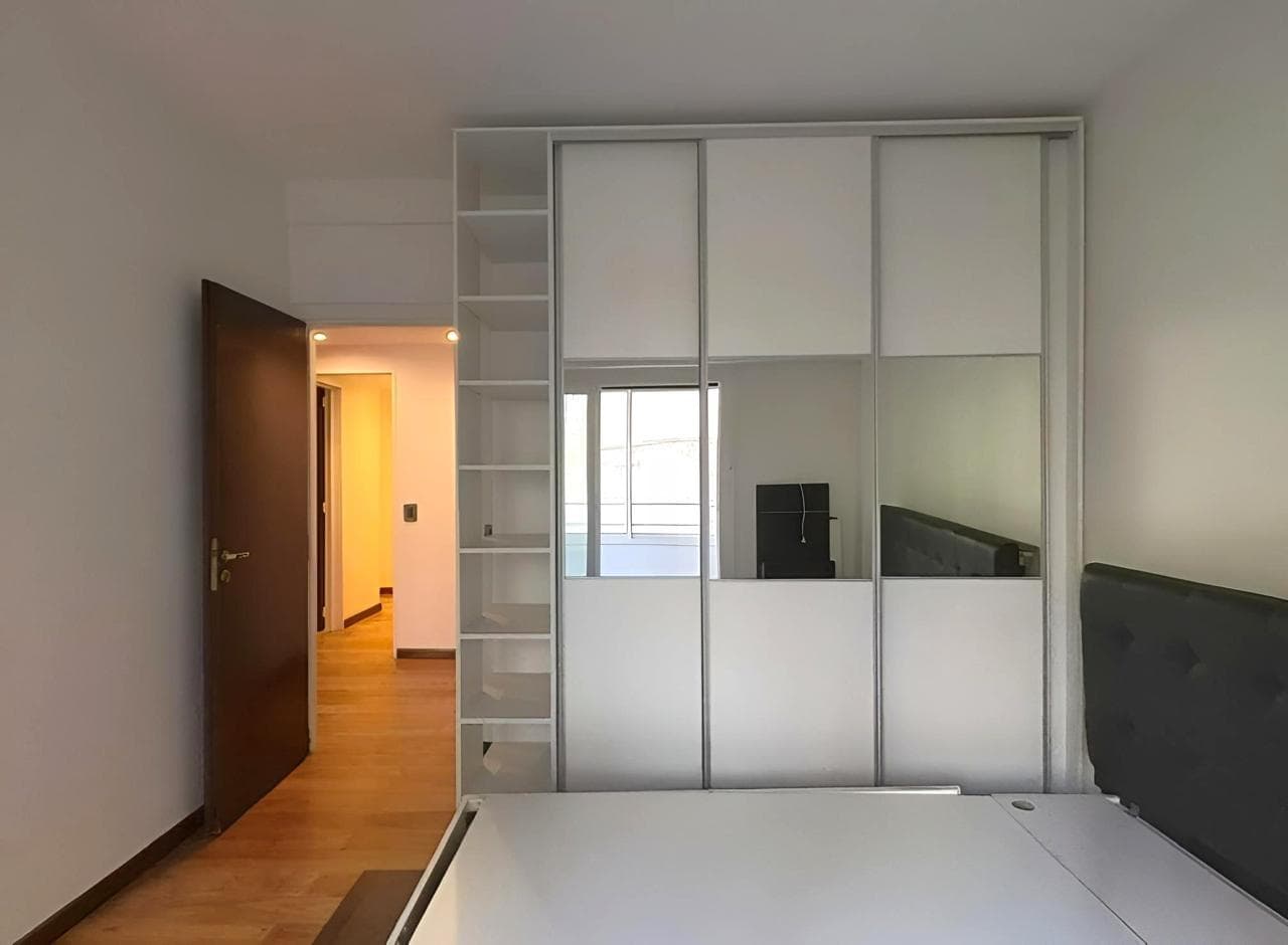 4-Room Apartment for Sale in Recoleta with a Long Balcony
