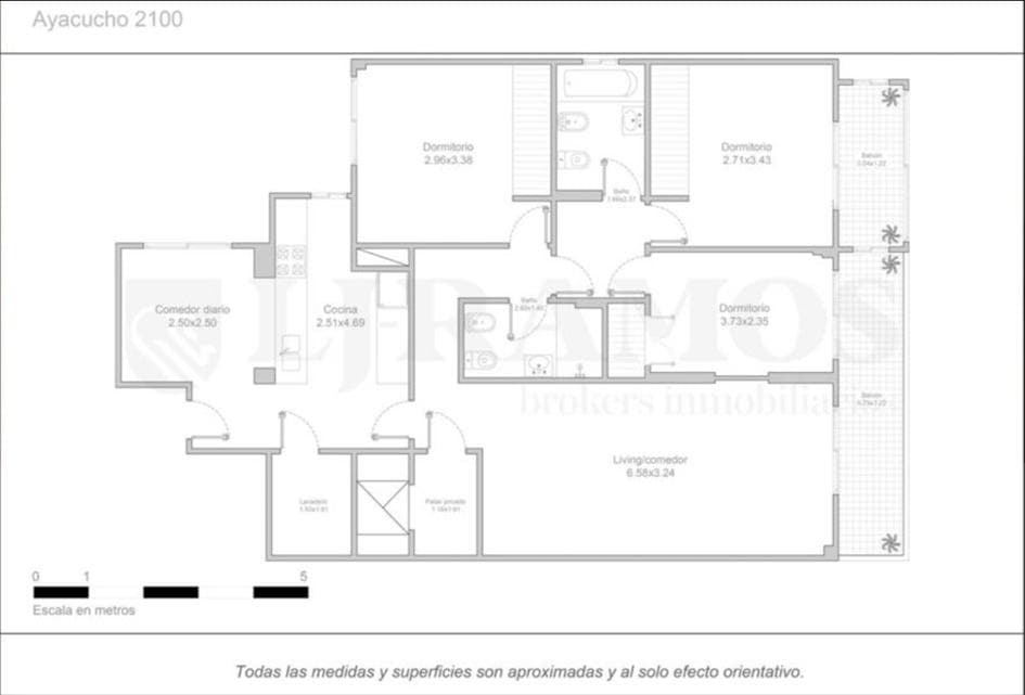 4-Room Apartment for Sale in Recoleta with a Long Balcony