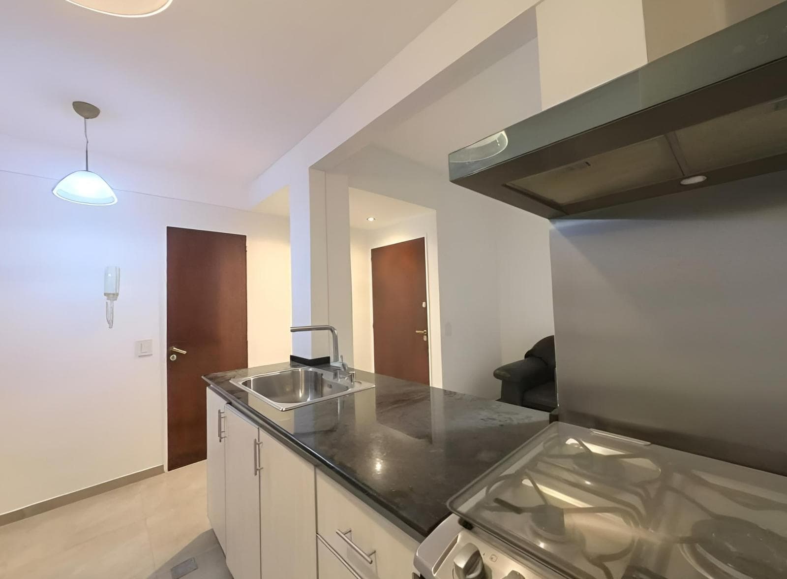 4-Room Apartment for Sale in Recoleta with a Long Balcony