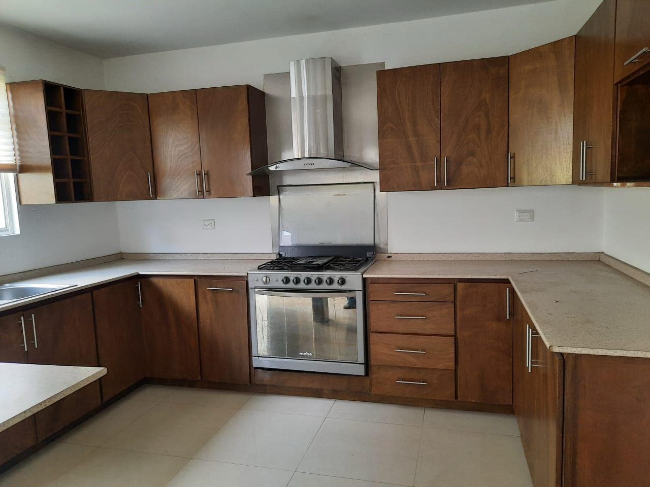 HOUSE FOR RENT IN THE ANAHUAC MADEIRA ESCOBEDO NEIGHBORHOOD