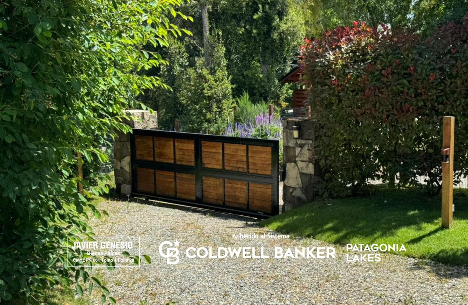 FOR SALE: 250 m² House on a 2,300 m² Lot with a Heated Pool in the Paseo Del Cipres Neighborhood, Villa La Angostura