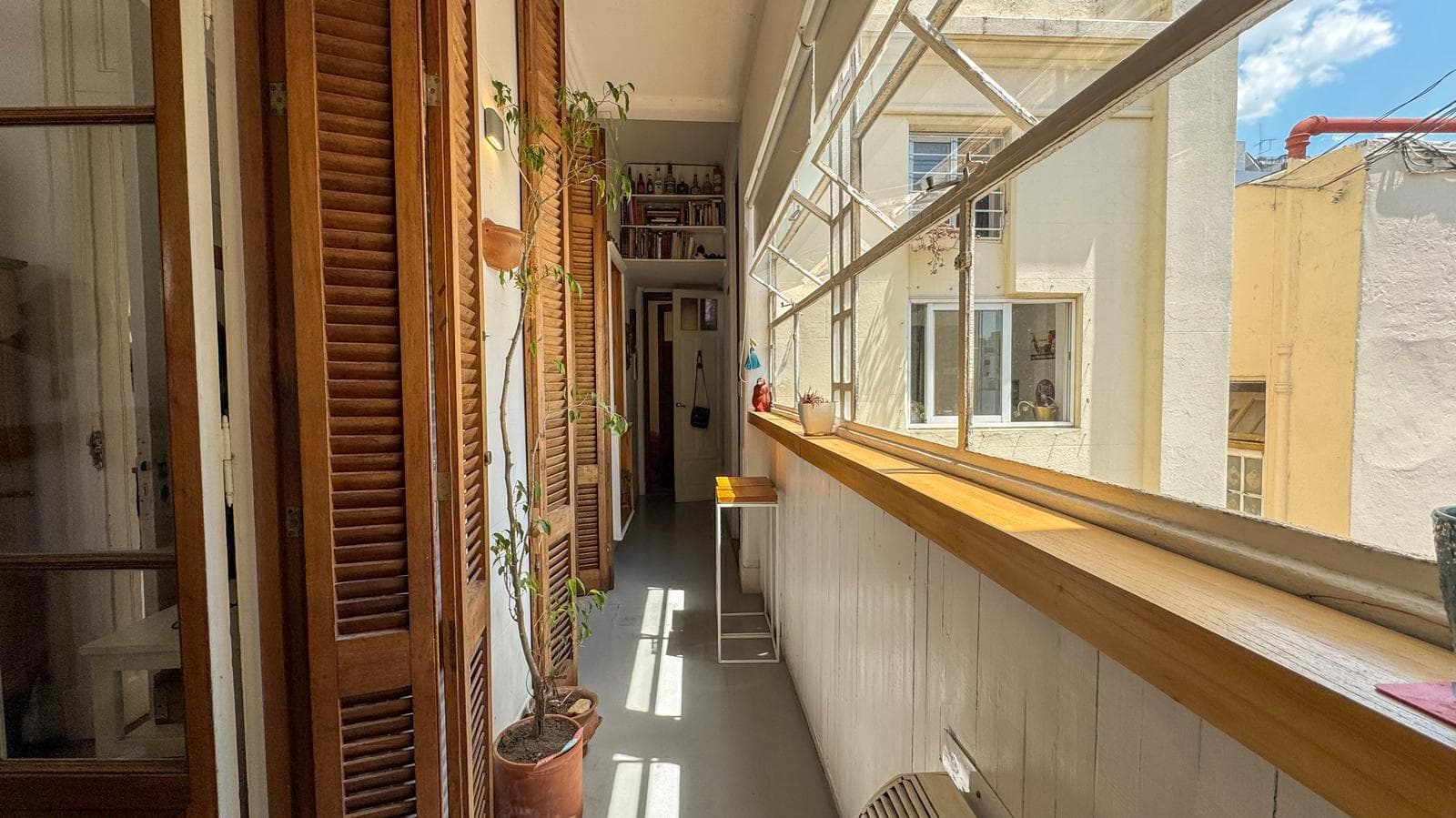 Great Deal! 3 1/2-room apartment in Almagro