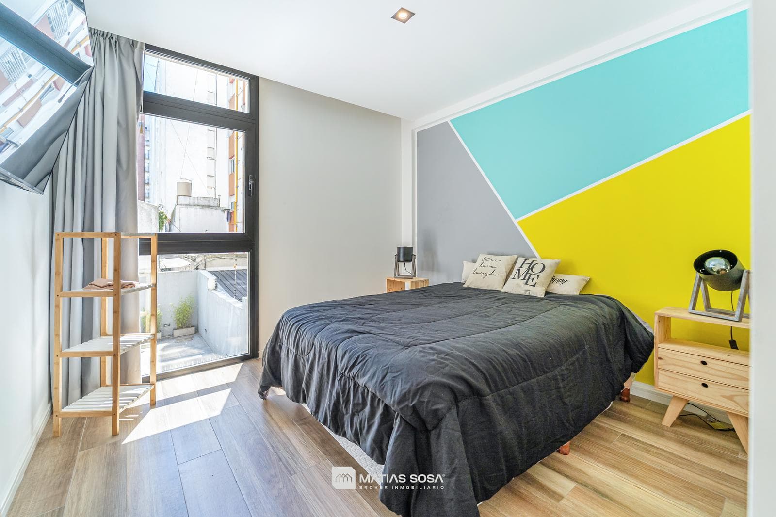 Venta - Departamento 2 ambientes - Balcon - Patio - Plaza Mitre