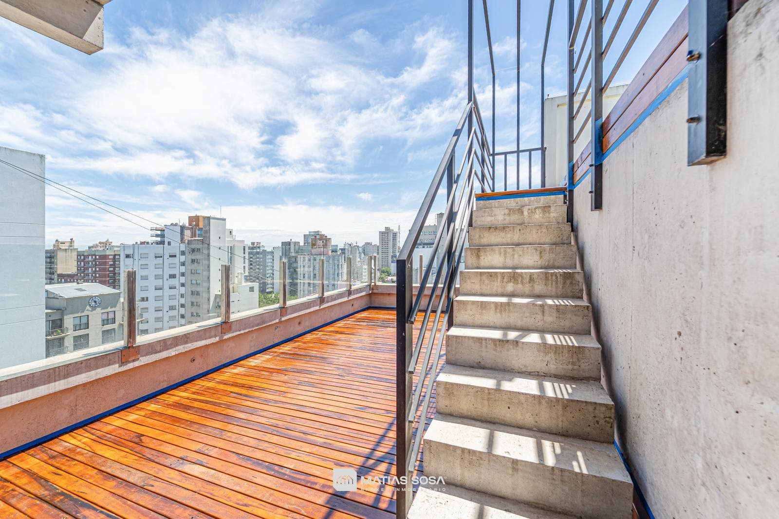Venta - Departamento 2 ambientes - Balcon - Patio - Plaza Mitre