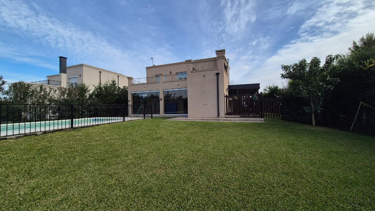 House in San Matias