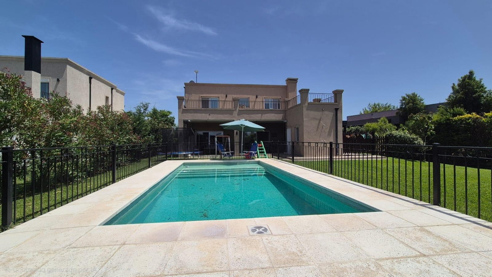 House in San Matias