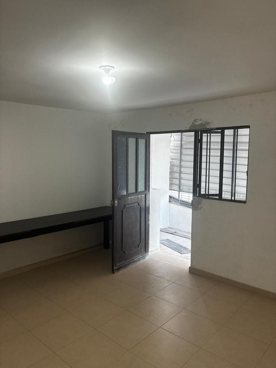 OFFICES FOR RENT WITH PARKING ON AV. CONSTITUCIÓN