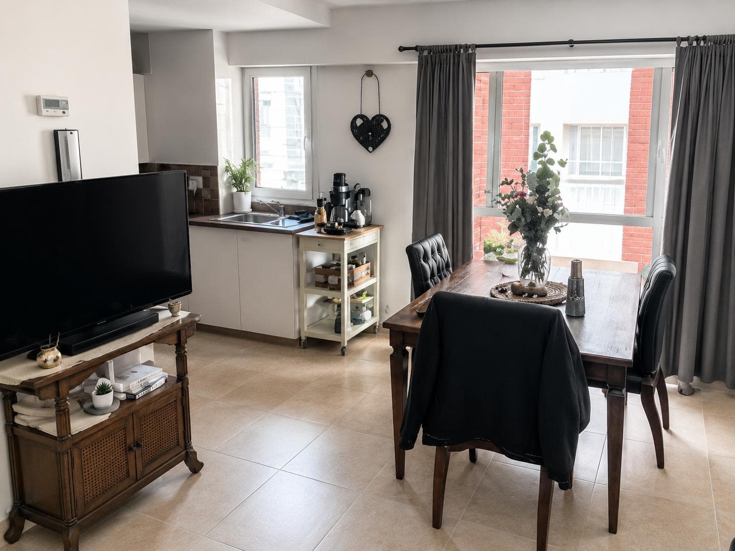 Brand-New 2-Room Apartment - La Perla