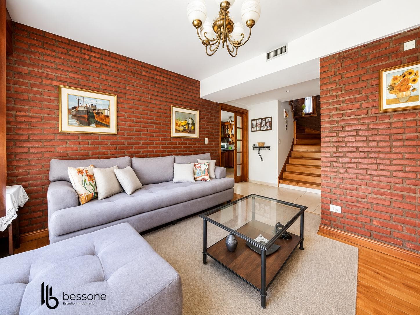 Modern-Style Villa with Pool and Barbecue Area, 5 Rooms, Pinos de Anchorena
