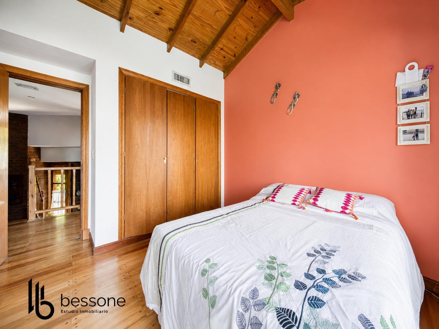 Modern-Style Villa with Pool and Barbecue Area, 5 Rooms, Pinos de Anchorena