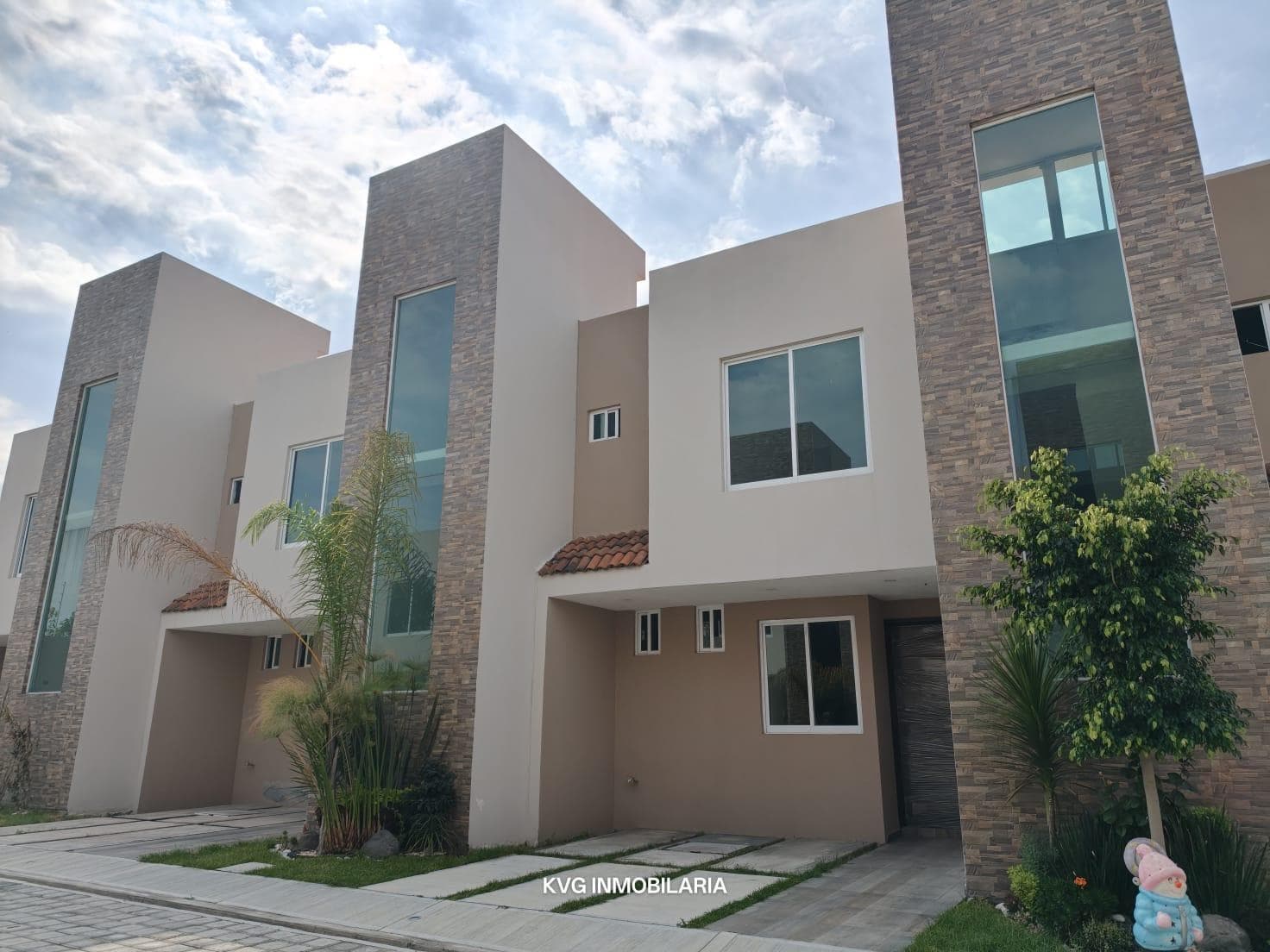 New house for sale, 3 bedrooms, yard, rooftop garden, Av. Mex-Puebla, Cuautlancingo, Puebla
