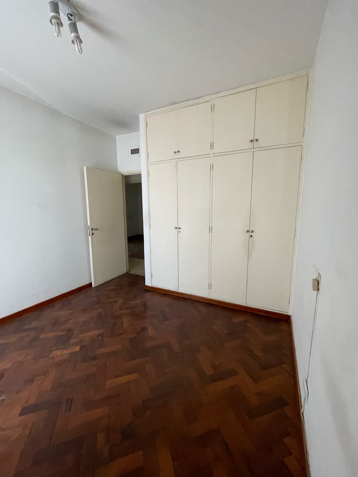 Apartment in Downtown