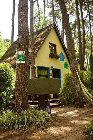 Beautiful complex of 9 cabins in Mar Azul
