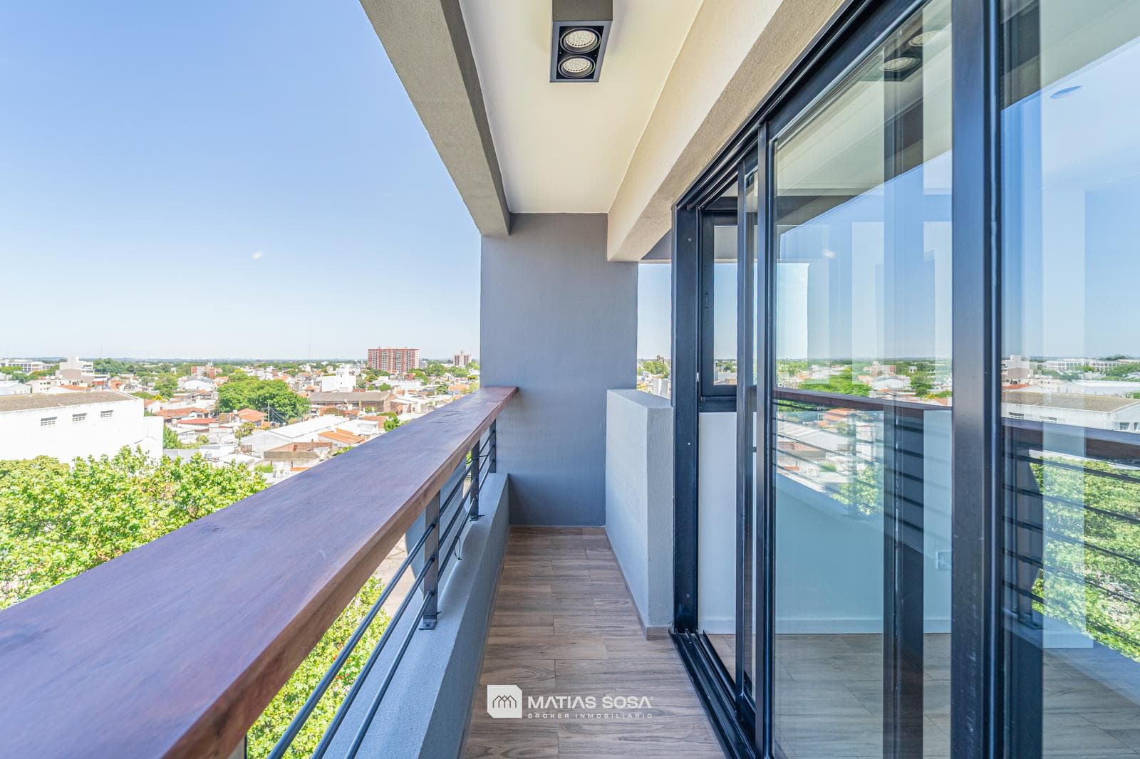 For Sale - Brand-new 2-room apartment facing the street with a balcony. - San José area
