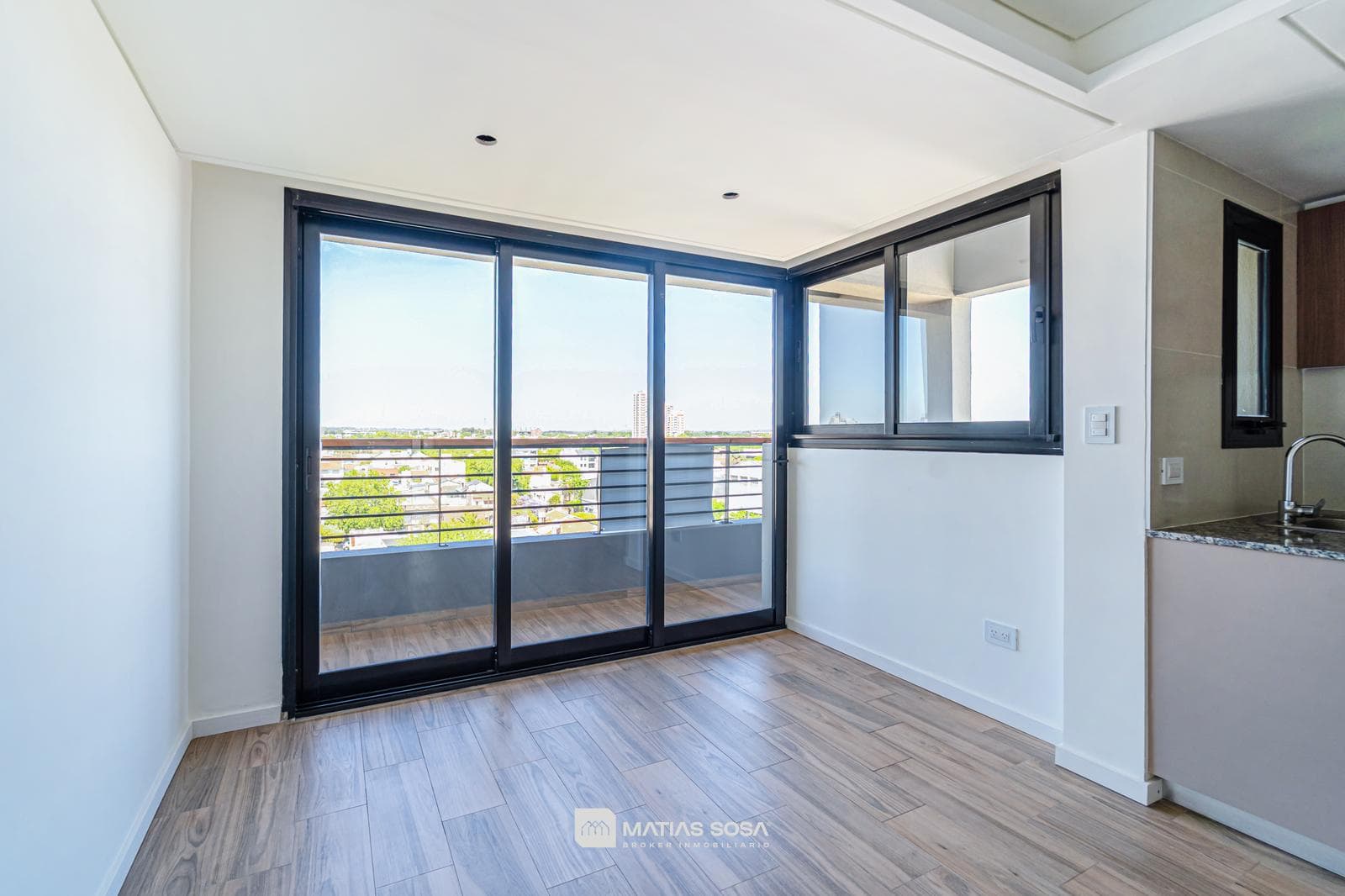Venta - Departamento a estrenar 2 ambientes al frente con balcón. - Zona San José