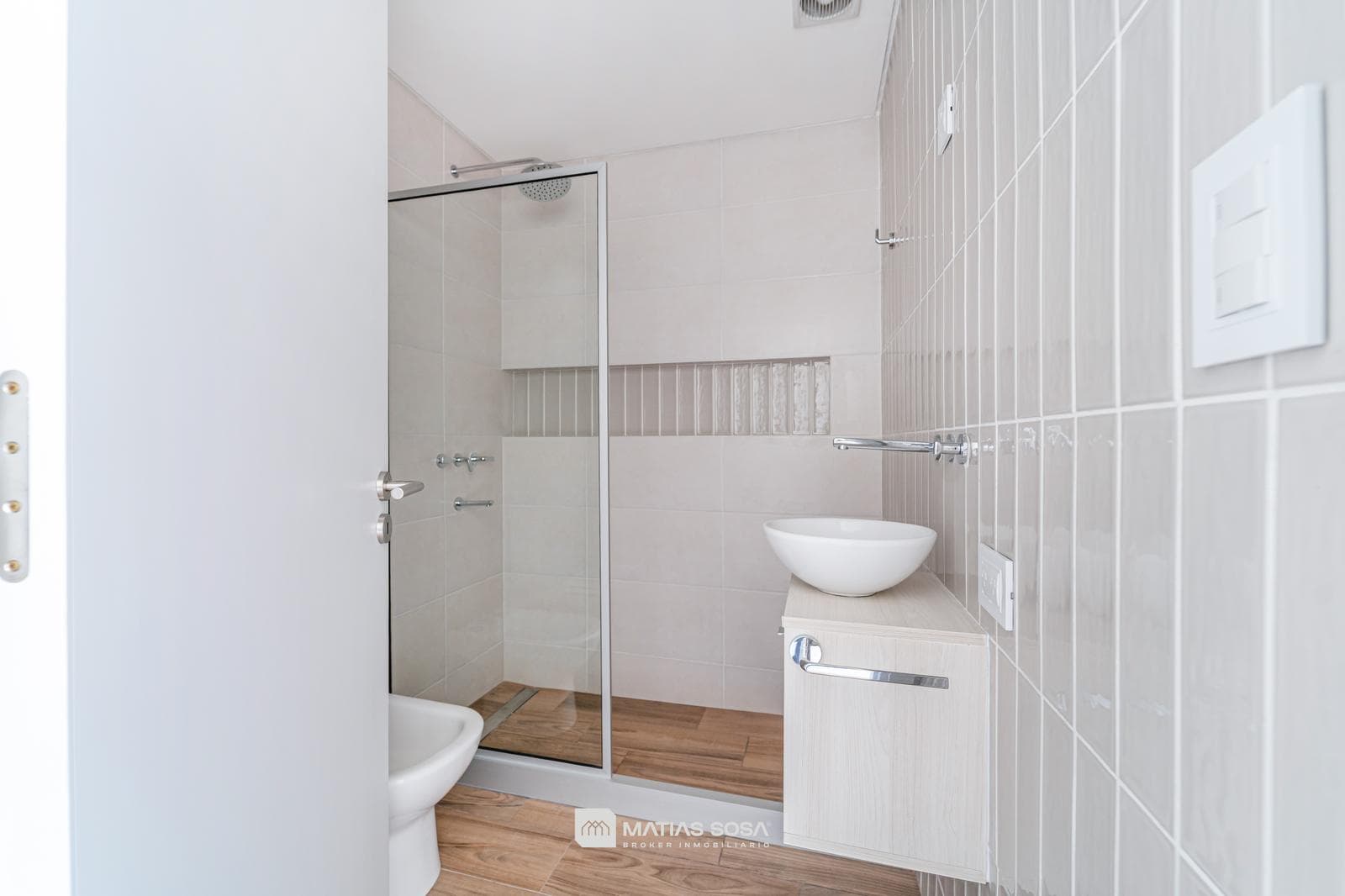 Venta - Departamento a estrenar 2 ambientes al frente con balcón. - Zona San José