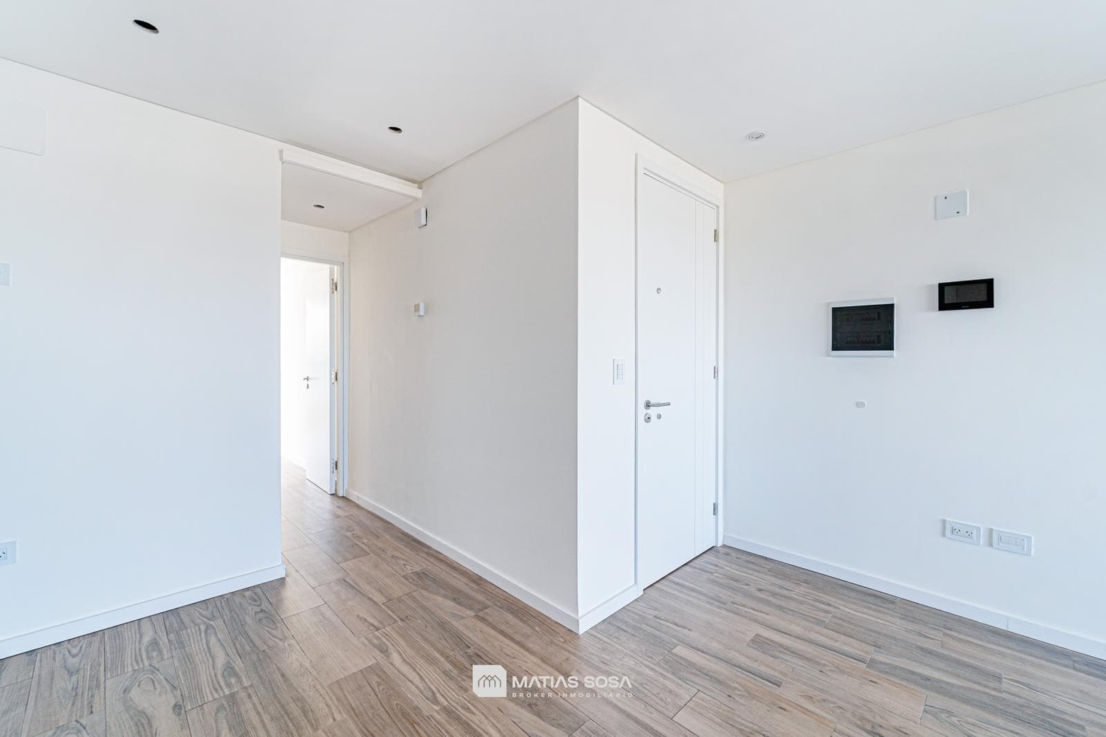 Venta - Departamento a estrenar 2 ambientes al frente con balcón. - Zona San José